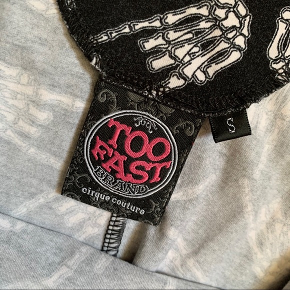 Skeleton Hand & Spike Strap flowing tank 💀🖤🤘 - Picture 9 of 10